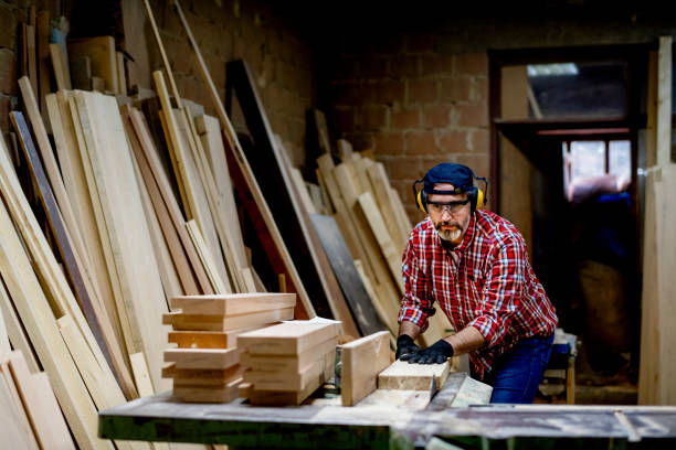 istock Craftsman working at Electric Saw 1154474860