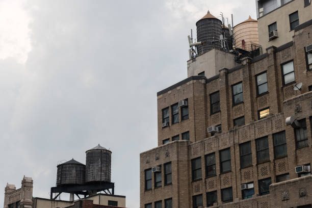 istock Hell's Kitchen rooftop vista, Manhattan, New York City 1154488253