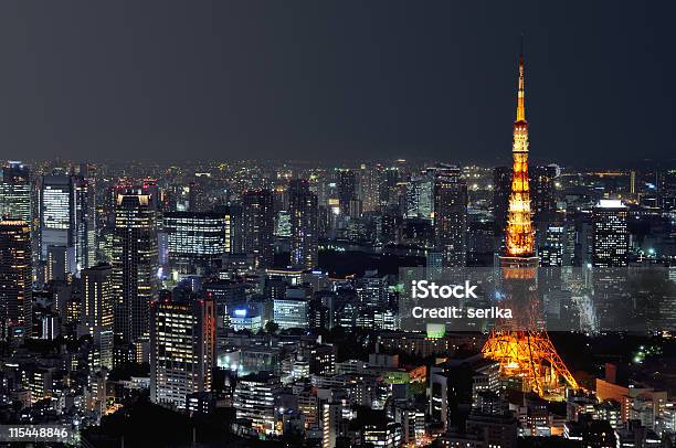 Токио Ночью — стоковые фотографии и другие картинки Архитектура - Архитектура, Без людей, Большой город