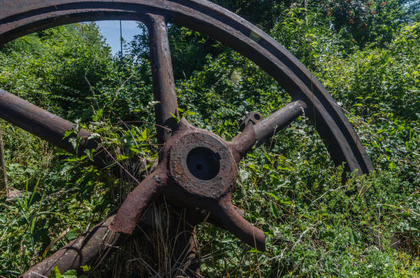 istock old big wheel of iron 1154561622