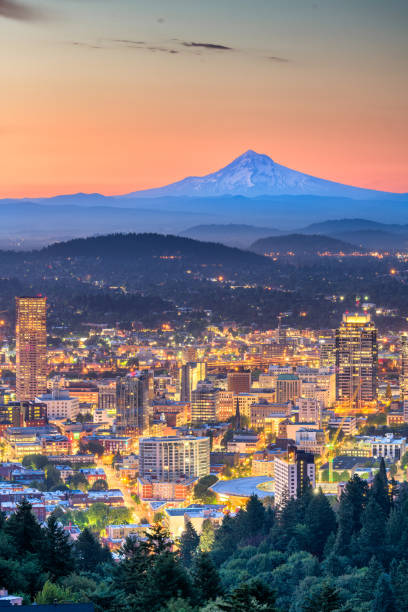 istock Portland, Oregon, USA downtown 1154591806