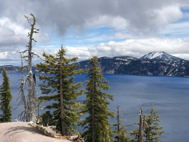 istock Crater Lake National Park 1154620036