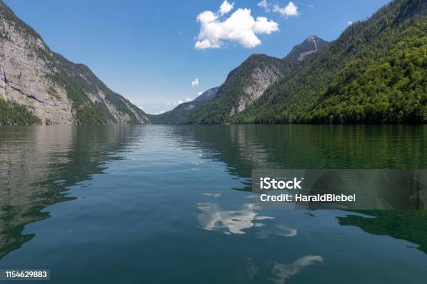 Der Königssee In Bayern Im Sommer Stockfoto und mehr Bilder von Alpen - Alpen, Bayern, Berchtesgaden