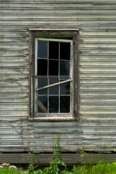 istock Old farmhouse windows 1154644996