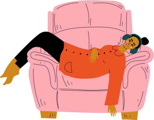 illustrations, cliparts, dessins animés et icônes de fille se trouvant dans le fauteuil et écoutant la musique dans le casque, la jeune femme passe le week-end à la maison et l’illustration vectorielle relaxante - armchair comfortable relaxation headphones