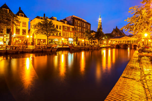 istock Leiden city hall and koornbrug during dusk 1154670138