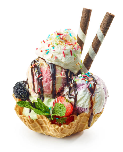dessert gelato decorato - coppa gelato foto e immagini stock