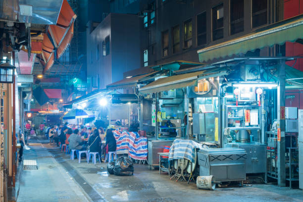 istock Hong Kong local diners at street 1154734882