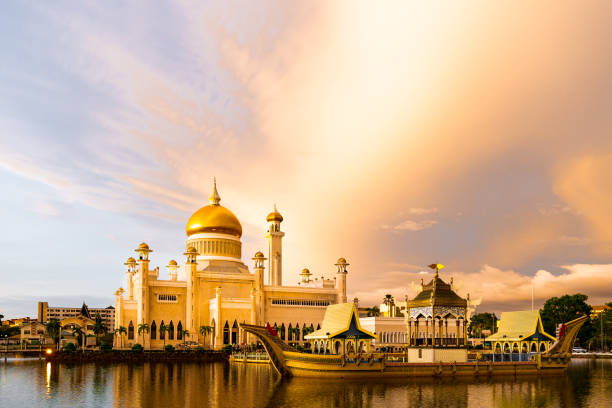 istock Omar Ali Saifuddien Mosque 1154739416