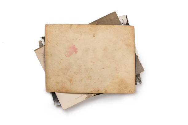 istock Old photo frame. Vintage paper. Retro card 1154748503