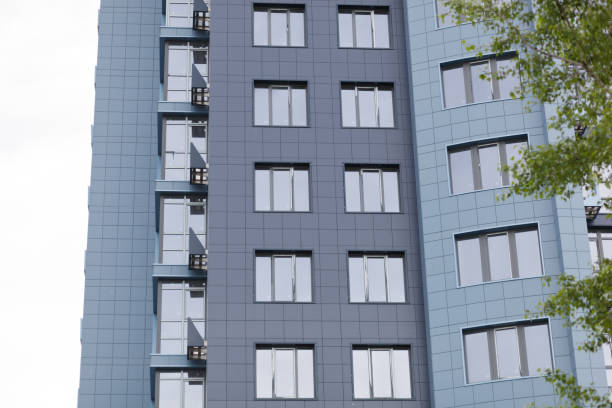 istock Facade of a modern apartment building 1154755406