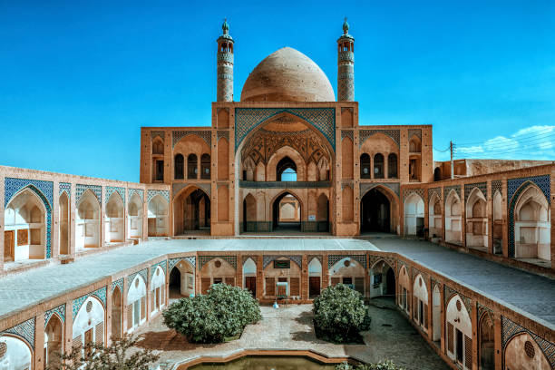 istock Agha Bozorg Mosque in Kashan 1154773624