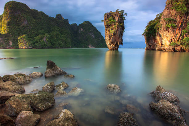 James Bond Island James Bond Island in sunny day phang nga bay stock pictures, royalty-free photos & images