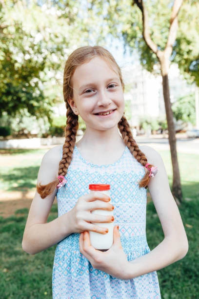 leche - beauty beautiful braids dairy product fotografías e imágenes de stock