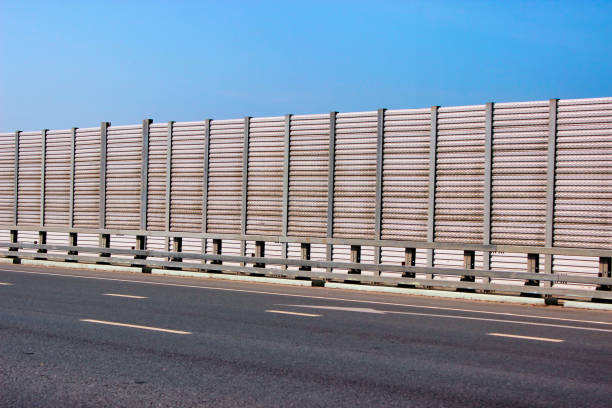 Low noise insulation panels on the road.