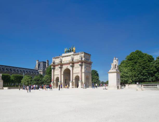 arc de triomphe du carrousel, paris - arc de triomphe du carrousel stock-fotos und bilder