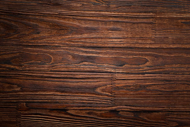 pared, mesa, marrón oscuro, madera marrón, tablones, pino, fondo, estante de madera, luces centelles, encimera de madera, textura de madera, presentación, vintage - barrel fotografías e imágenes de stock