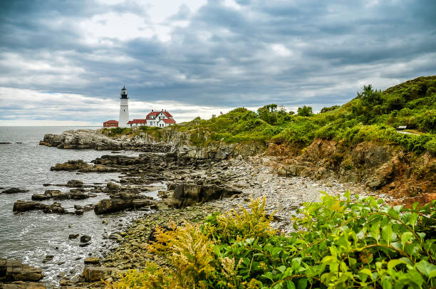 el faro de portland head - lighthouse landscape maine sea fotografías e imágenes de stock