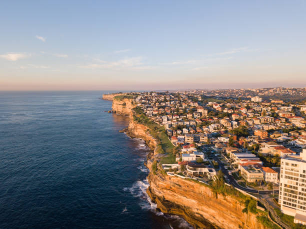 istock Sydney residential coastline 1154882217