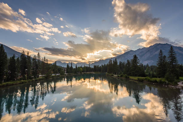 istock The Beauty of Banff 1154883677