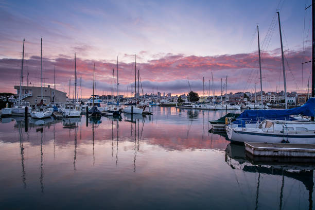 istock Sunrise over San Francisco 1154888857