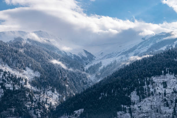istock Manali, Himachal Pradesh 1154997141