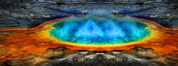 величественный великий призматический бассейн steem основе guyser yellowstone туристическое зрелище видя тур - sulphur стоковые фото и изображения