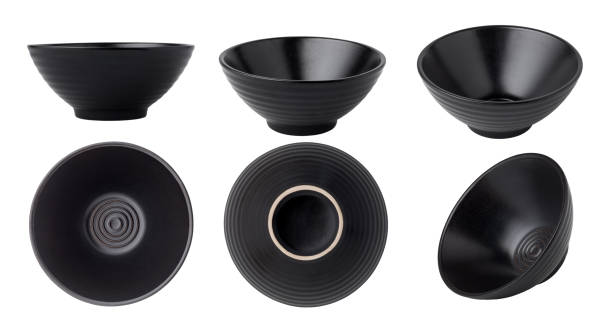 cuencos de cerámica negra - plate ceramics pottery isolated fotografías e imágenes de stock