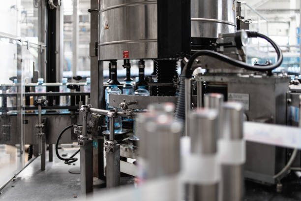 istock Water bottling factory 1155188016
