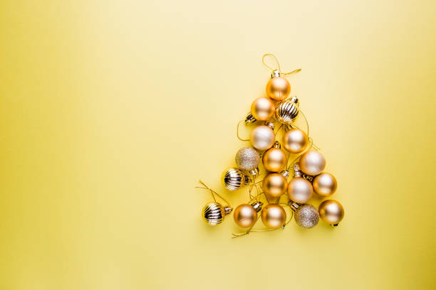 istock Christmas tree of balls 1155203291