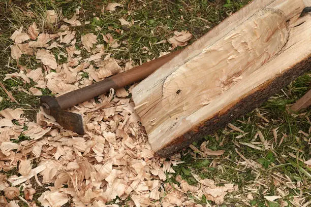 Making a wooden bowl