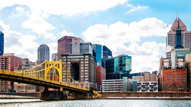 Pittsburgh view and Roberto Clemente Bridge Pittsburgh view and Roberto Clemente Bridge.
Pennsylvania, USA sixth street bridge stock pictures, royalty-free photos & images