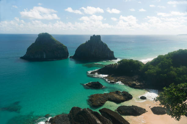 istock Viewpoint two brothers, Fernando de Noronha 1155270517