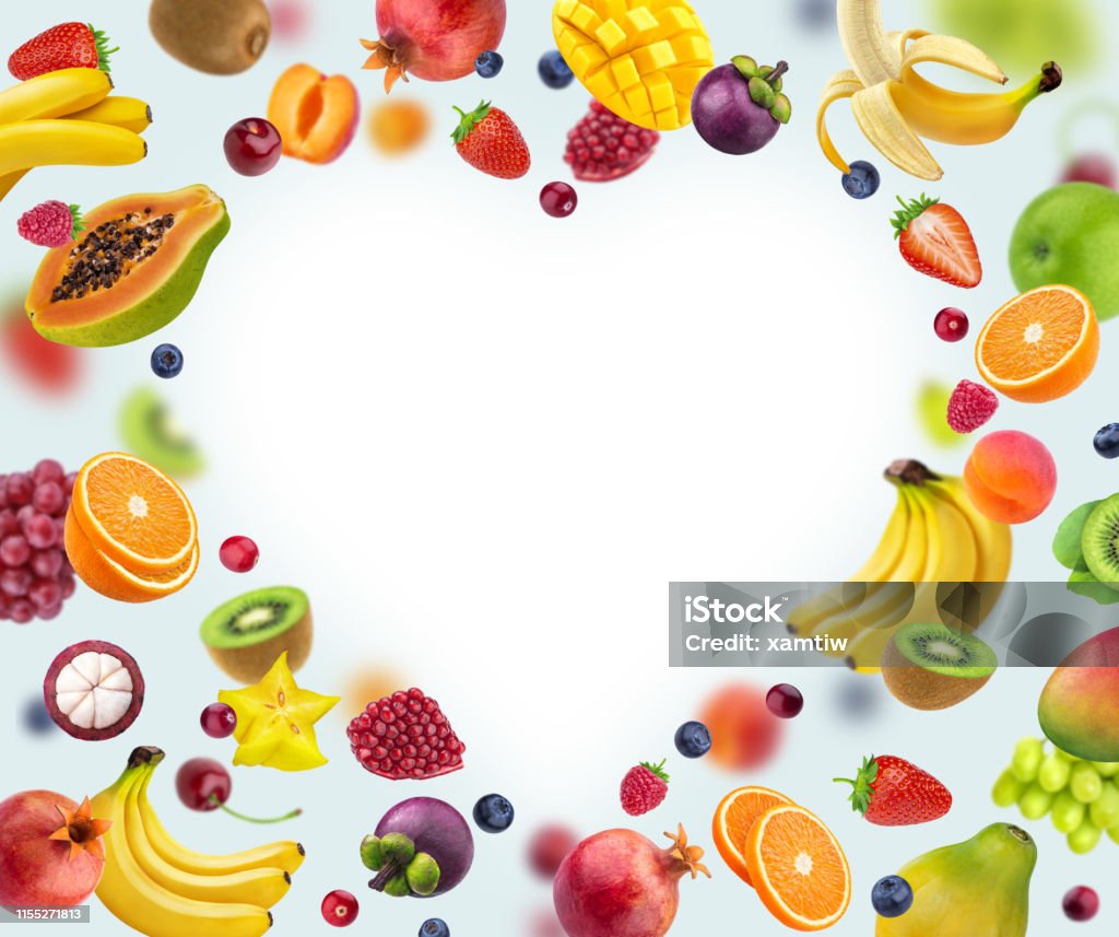 Khung Hình Trái Tim Làm Từ Các Loại Trái Cây Và Quả Mọng Khác Nhau ...