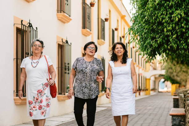 istock Senior friends Traveling Mexico 1155277379