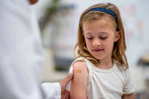 istock Child at the doctor's office 1155278105