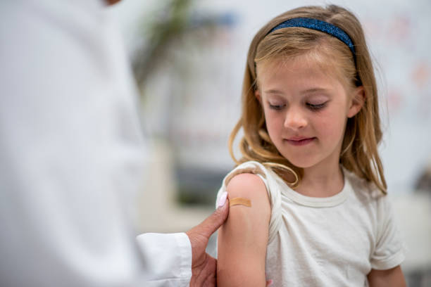 istock Child at the doctor's office 1155278111