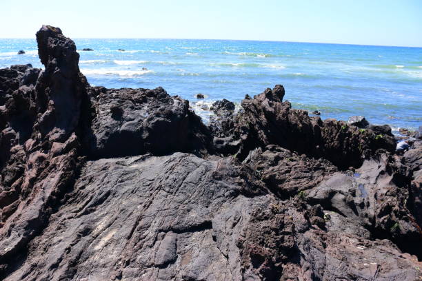 istock Edam Park Promenade, coast, promenade, lava, 1155337506