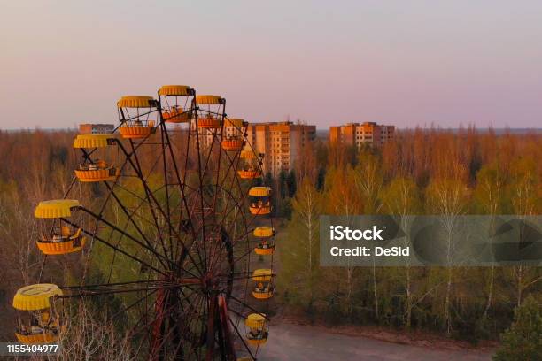 Deserted Amusement Park In City Pripyat Stock Photo - Download Image Now - Pripyat City, Ukraine, Ferris Wheel