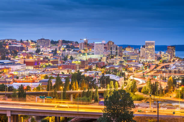 istock Tacoma, Washington, USA skyline 1155429849