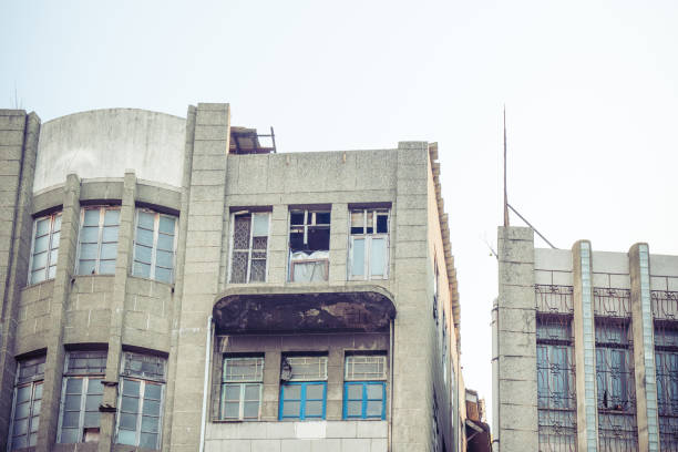 istock Abandoned old design building in Chinatown Thailand 1155440347