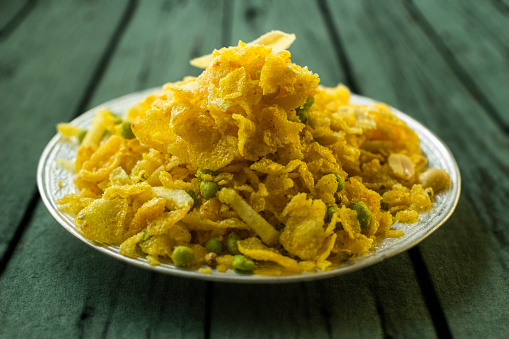 Indian Delicious and Crunchy Mix Namkeen