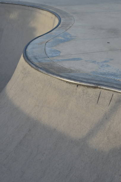 istock Skate Park Bowl in Late Afternoon Light Left to Right Curve 1155462504