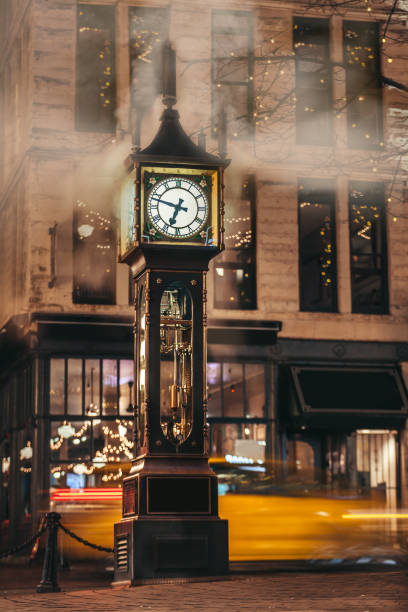 istock Historic Steam Clock in Gastown Vancouver at night 1155474882