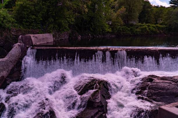 istock Waterfalls in Vermont 1155479438