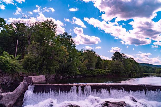 istock Waterfalls in Vermont 1155491083