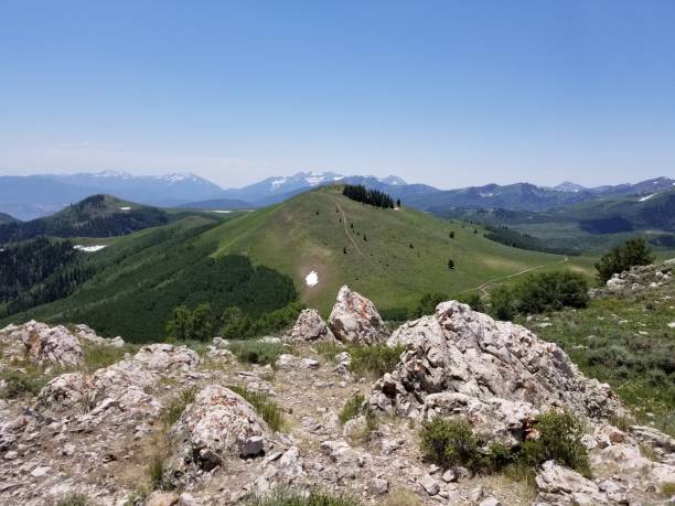 istock Southern Wasatch Mountains from Deer valley 1155565080