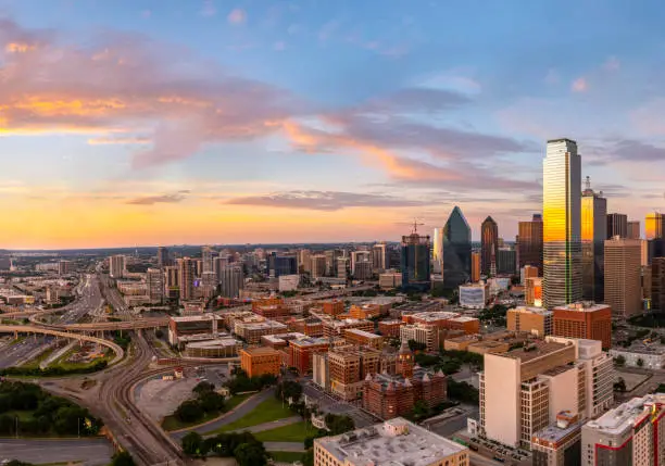 Photo of Dallas Texas evening skyline