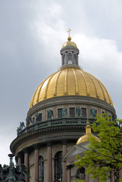 istock View of the Saint Isaac's Cathedral Dome 1155640542