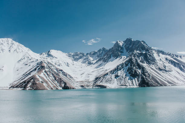 istock El Plaster Reservoir in Cajon del Maipo, Chile 1155666540